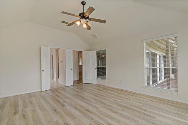 12804 Flat Creek Drive, Pearland, TX 77584