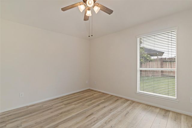 12804 Flat Creek Drive, Pearland, TX 77584
