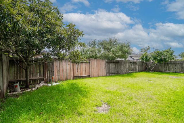 12804 Flat Creek Drive, Pearland, TX 77584