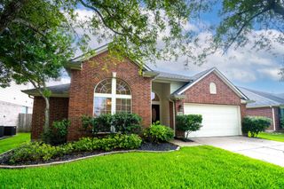 12804 Flat Creek Drive, Pearland, TX 77584
