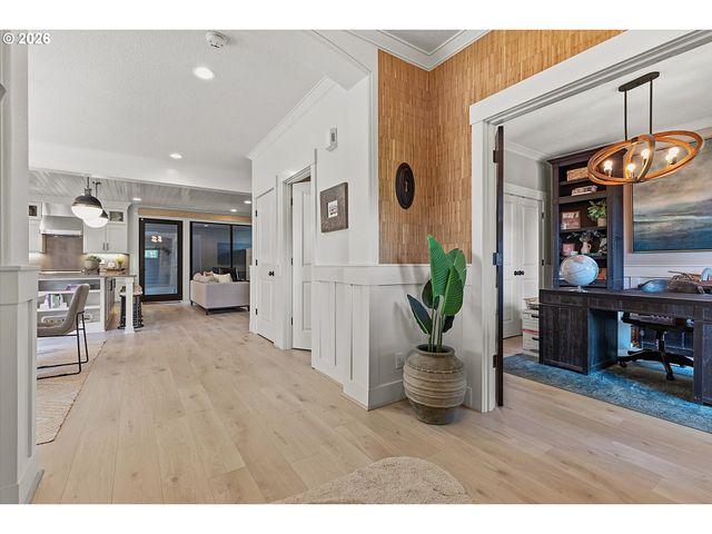 1716 4TH Ave, West Linn, OR 97068