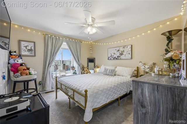 29792 City Center Drive 4, Warren, MI 48093