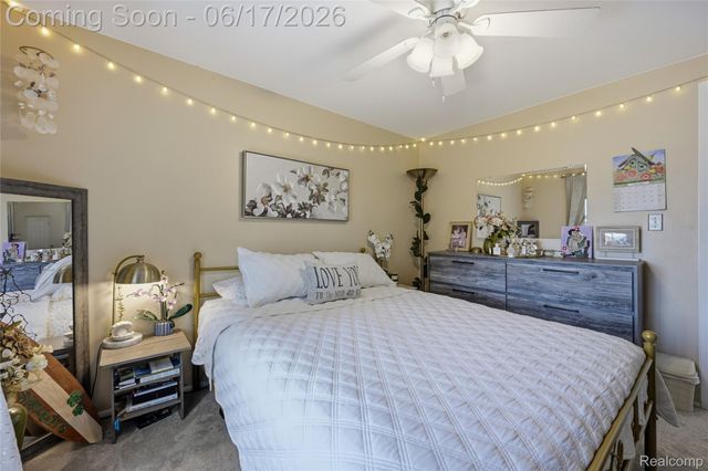 29792 City Center Drive 4, Warren, MI 48093