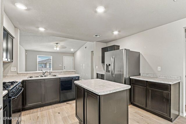 14548 Faxon Yucca, Horizon City, TX 79928