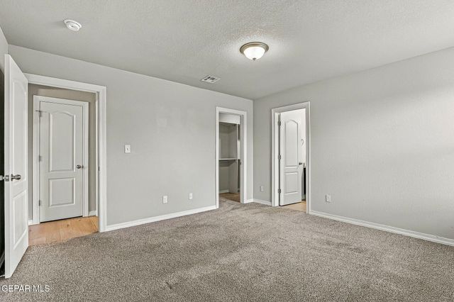 14548 Faxon Yucca, Horizon City, TX 79928