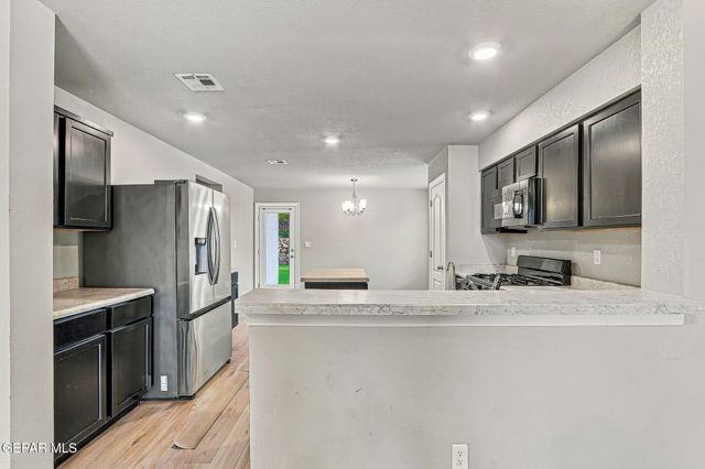14548 Faxon Yucca, Horizon City, TX 79928