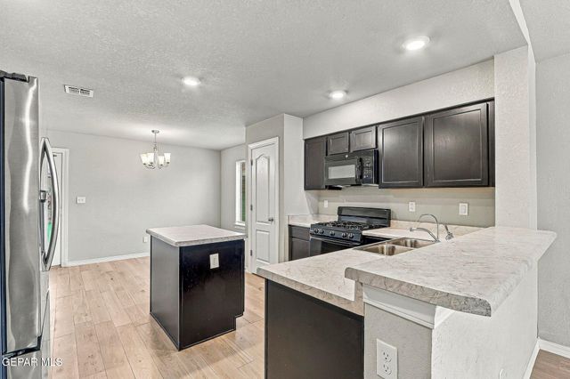 14548 Faxon Yucca, Horizon City, TX 79928
