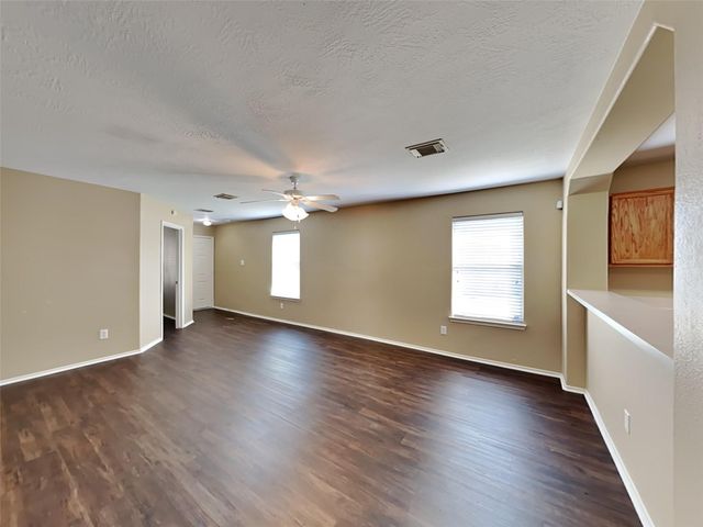 6815 Baron Gate Court, Spring, TX 77379