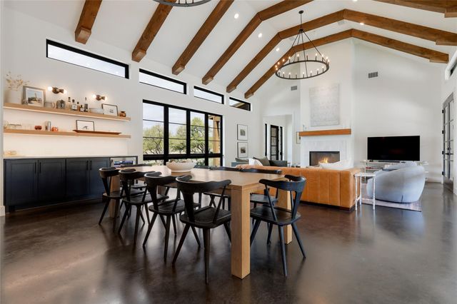 329 Calvary CV, Dripping Springs, TX 78620