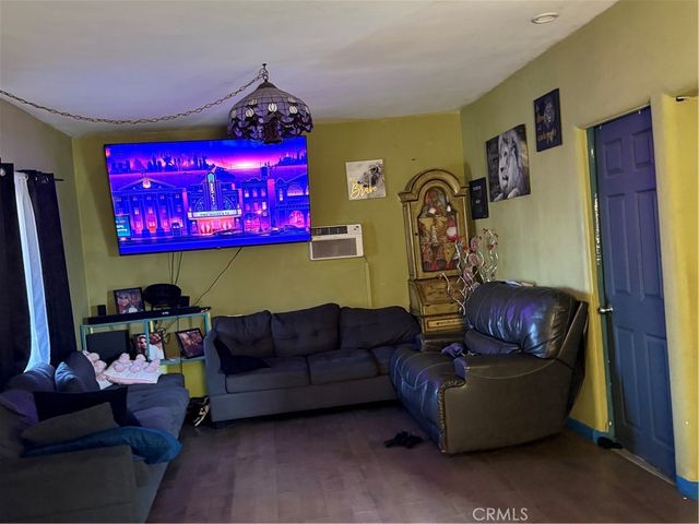 1225 Massachusetts, San Bernardino, CA 92411