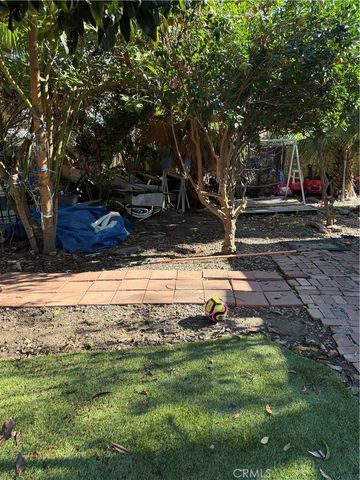 1225 Massachusetts, San Bernardino, CA 92411