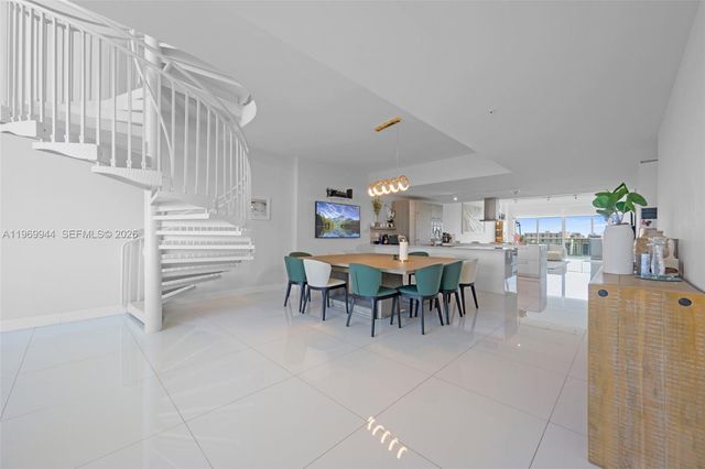 400 Sunny Isles Boulevard 2004, Sunny Isles Beach, FL 33160