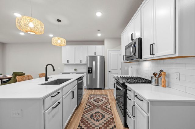4901 Avery Court, Eagan, MN 55123