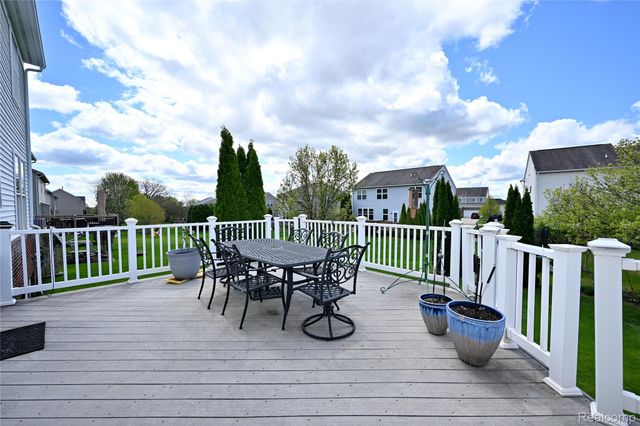 57813 Cider Mill Drive, Lyon Charter Township, MI 48165