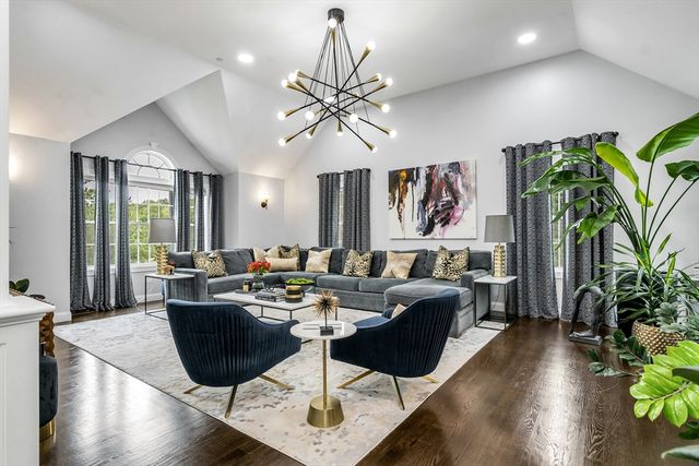 188 Crosby St Ext, Haverhill, MA 01830