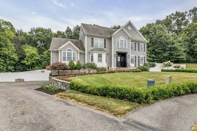 188 Crosby St Ext, Haverhill, MA 01830