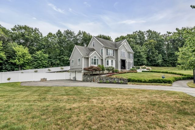 188 Crosby St Ext, Haverhill, MA 01830