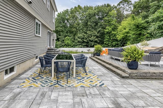 188 Crosby St Ext, Haverhill, MA 01830