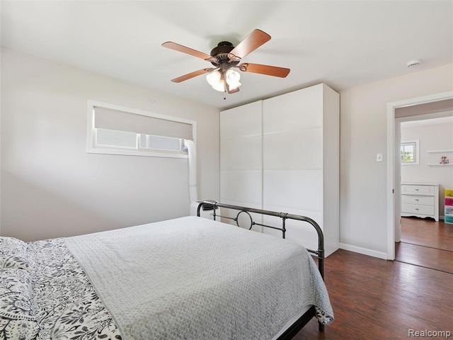 39582 Burton Drive, Novi, MI 48375
