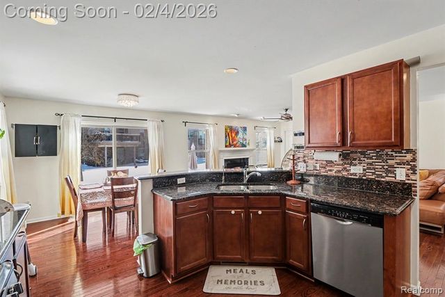 2314 Brigantine, Commerce Twp, MI 48382