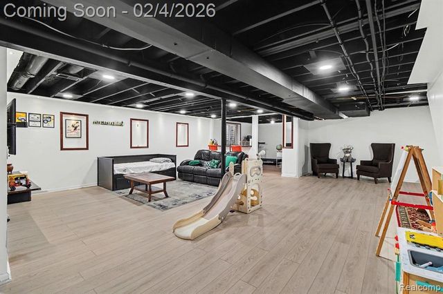 2314 Brigantine, Commerce Twp, MI 48382