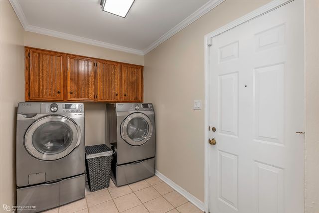 302 Greenacres Boulevard, Bossier City, LA 71111