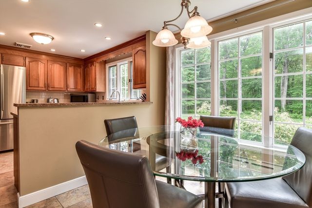 15 Juniper Lane, Dover, MA 02030