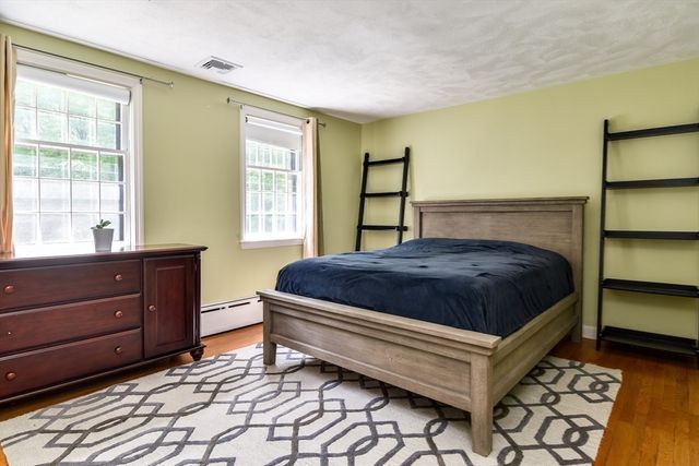 15 Juniper Lane, Dover, MA 02030