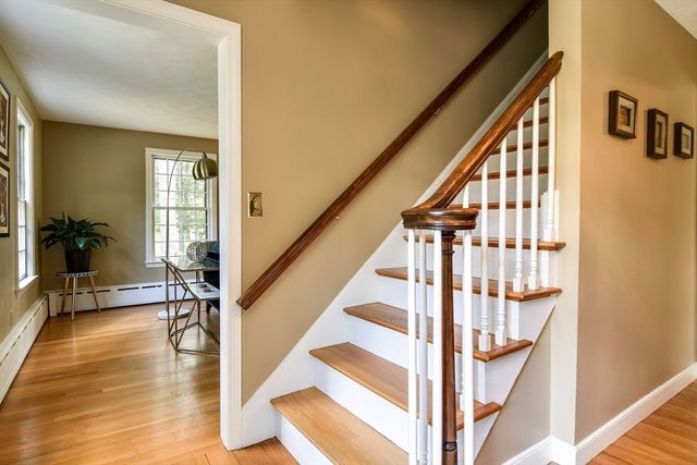 15 Juniper Lane, Dover, MA 02030