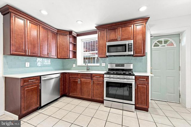 4518 WALNUT ST, Philadelphia, PA 19139