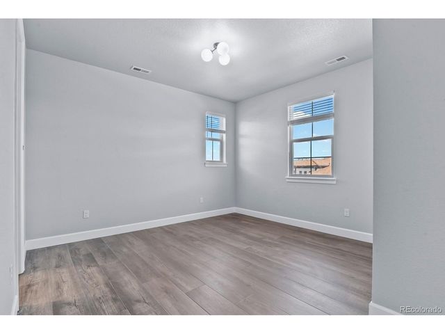 9781 Cantabria Pt, Lone Tree, CO 80124