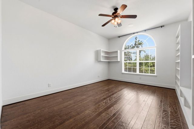 10 Coronet Ridge Court, The Woodlands, TX 77375