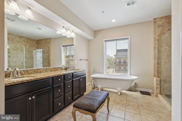 615 RIVER MIST DR, Oxon Hill, MD 20745