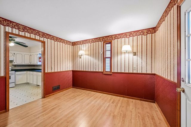 16282 West Avenue SE, Prior Lake, MN 55372