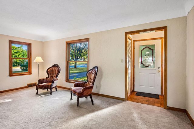 16282 West Avenue SE, Prior Lake, MN 55372