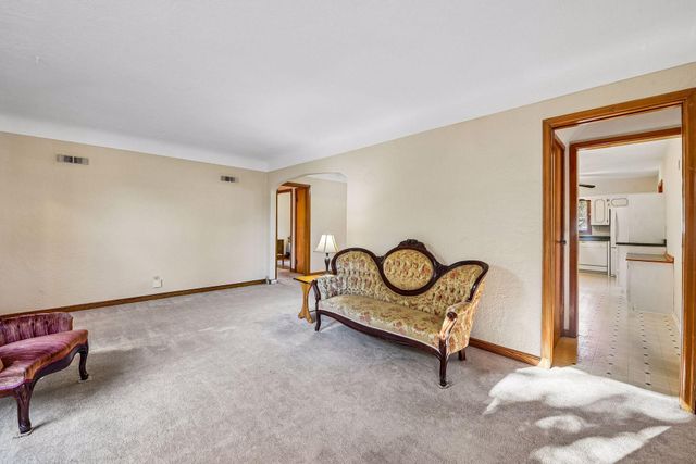 16282 West Avenue SE, Prior Lake, MN 55372