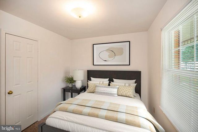 5065 GALLAGER DR, Fredericksburg, VA 22407