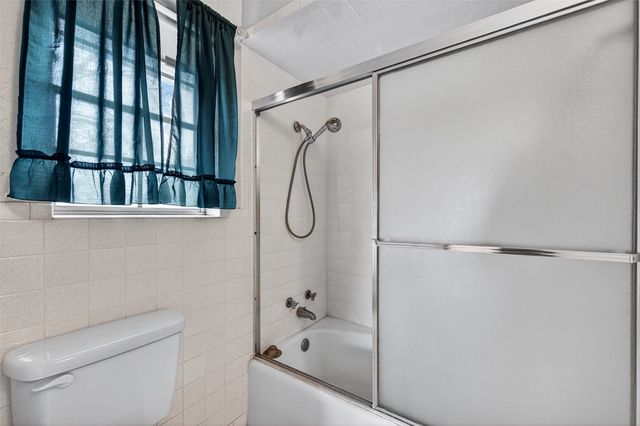 3928 W Houston Street, Sherman, TX 75092