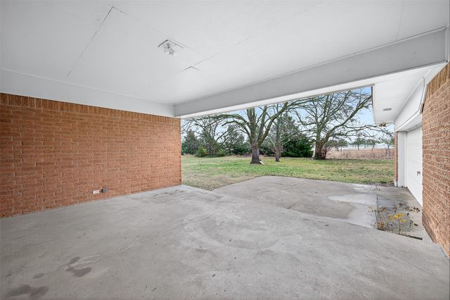 3928 W Houston Street, Sherman, TX 75092