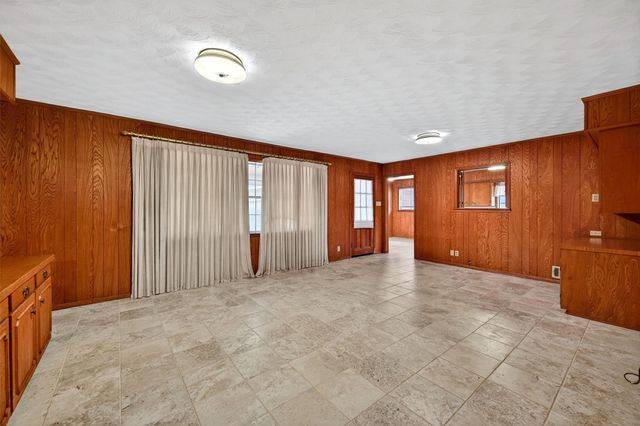 3928 W Houston Street, Sherman, TX 75092