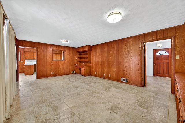 3928 W Houston Street, Sherman, TX 75092