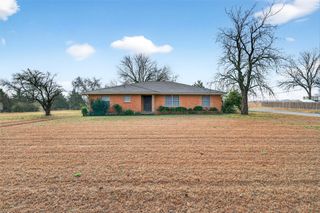 3928 W Houston Street, Sherman, TX 75092