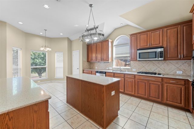 2832 Appaloosa Court, Little Elm, TX 75068