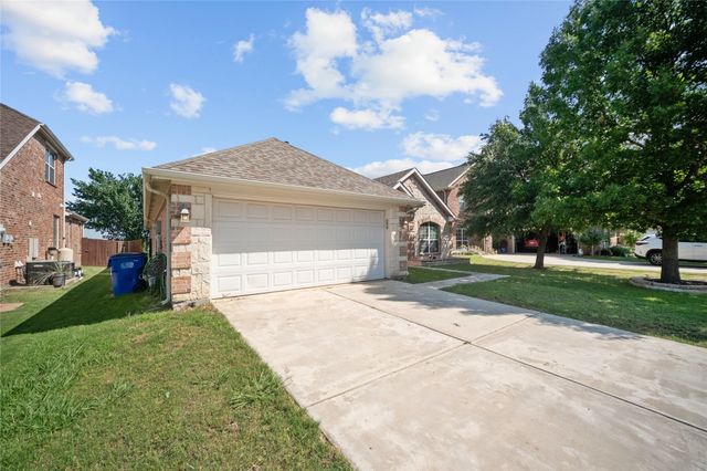 2832 Appaloosa Court, Little Elm, TX 75068