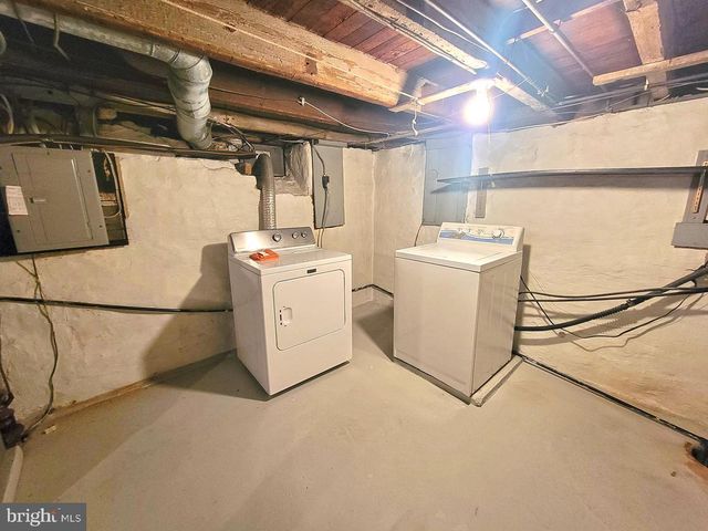 62 S CHURCH ST, Mohnton, PA 19540