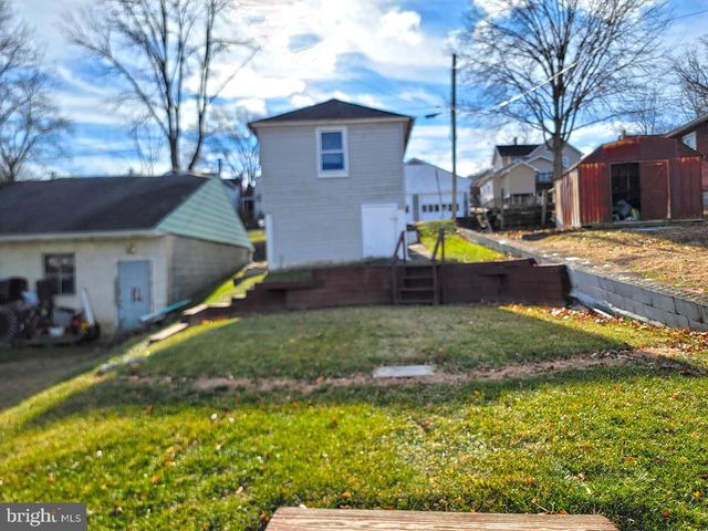 62 S CHURCH ST, Mohnton, PA 19540