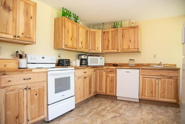 13643 NYS Route 9N, Jay, NY 12941