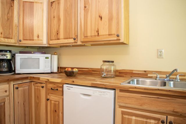 13643 NYS Route 9N, Jay, NY 12941