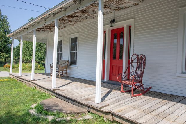 13643 NYS Route 9N, Jay, NY 12941