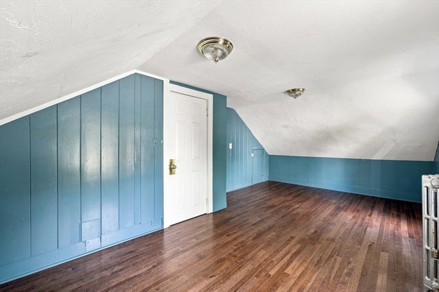 139 Endicott St, Worcester, MA 01610